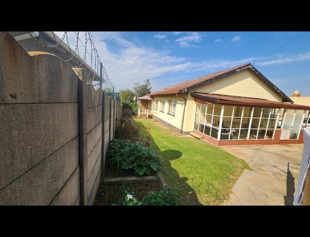 3 BEDROOM HOUSE FOR SALE IN GERDVIEW
